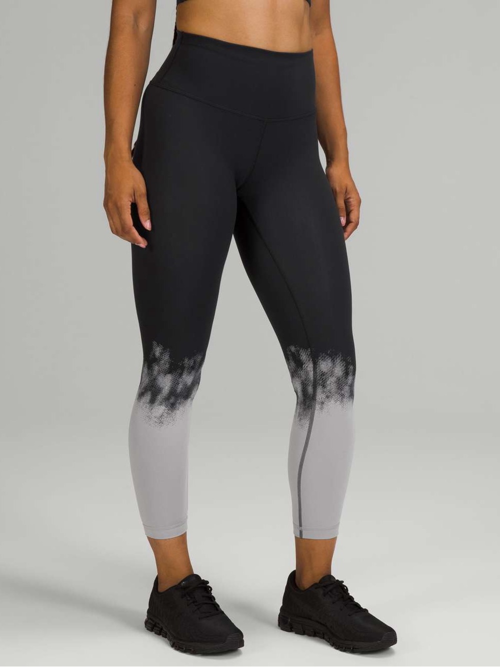 Lululemon Wunder Train High Rise 25” Gray and Black Ombré Tights Size 2